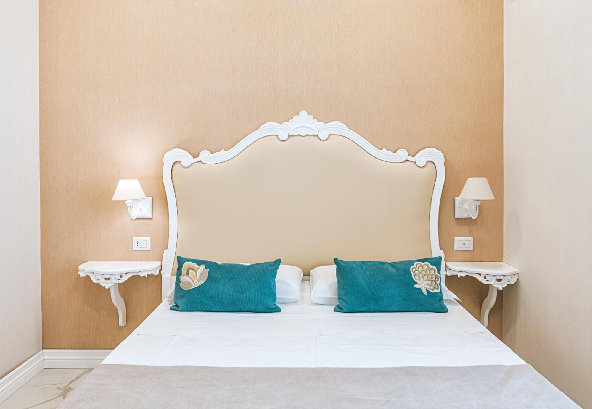Gentile Suite & Spa Vomero Naples Exterior photo